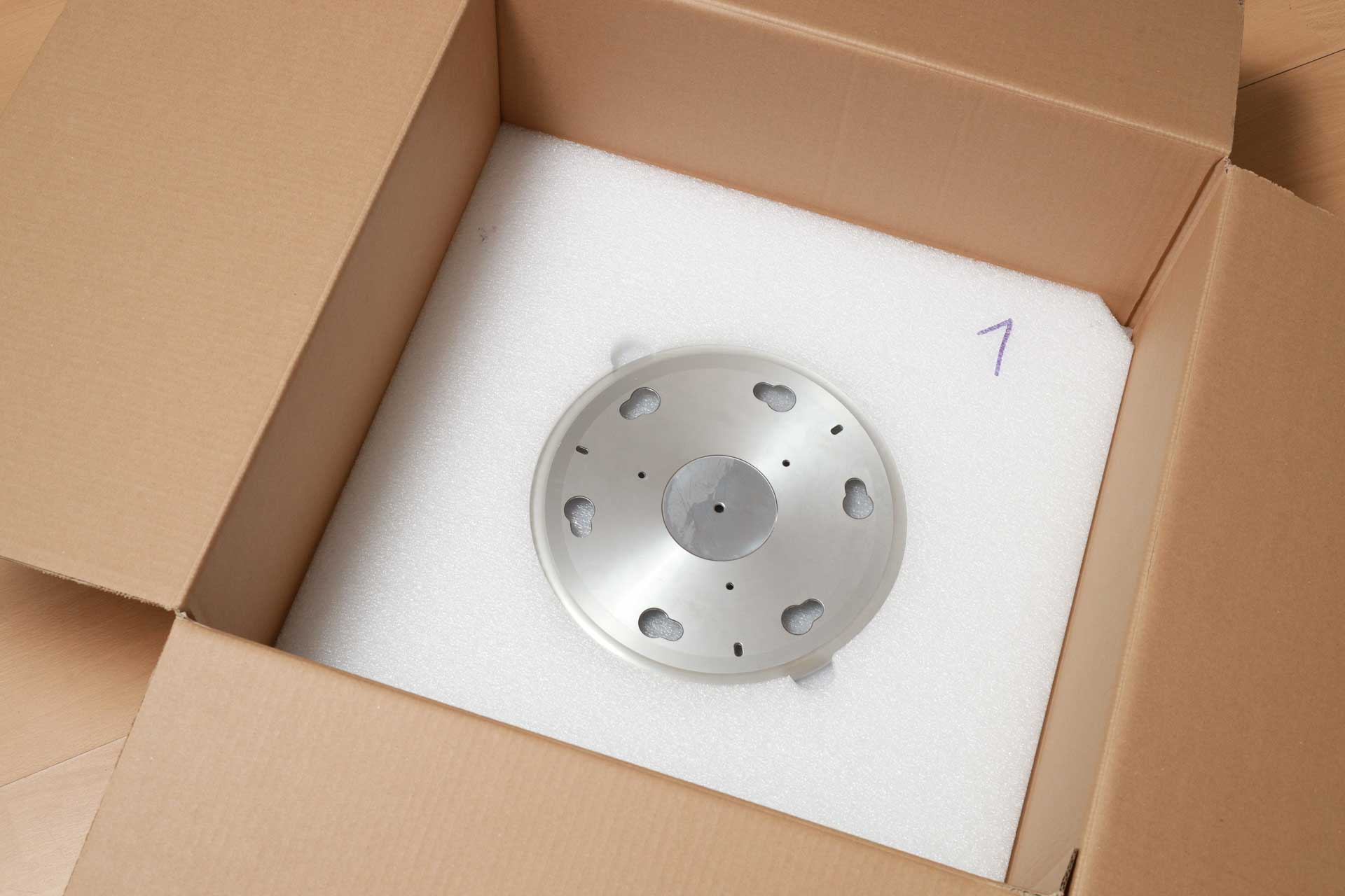 Leihkarton_Plattenspieler_Revox_B_790_Klein-2