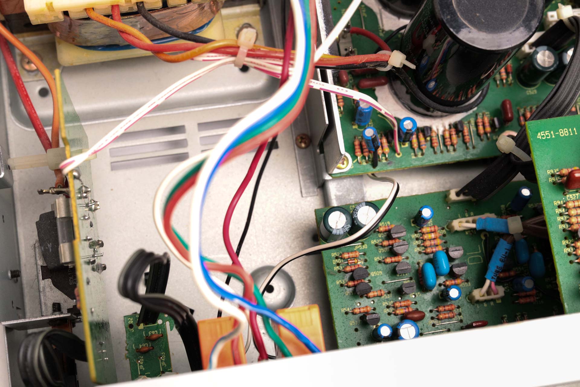 HiFi_ZEILE_Modifikation_HK6500_Relais_Lautsprecherwahlschalter-25